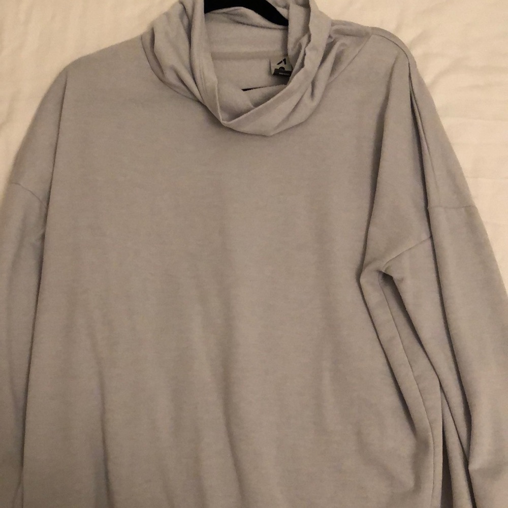 Cute turtleneck gray fuzzy sweater!